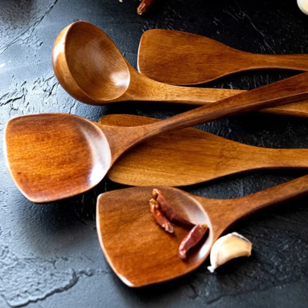 af4e4fe4ef2084fd8e50667fbb4ffd09.webp Wooden Kitchen Utensil Set